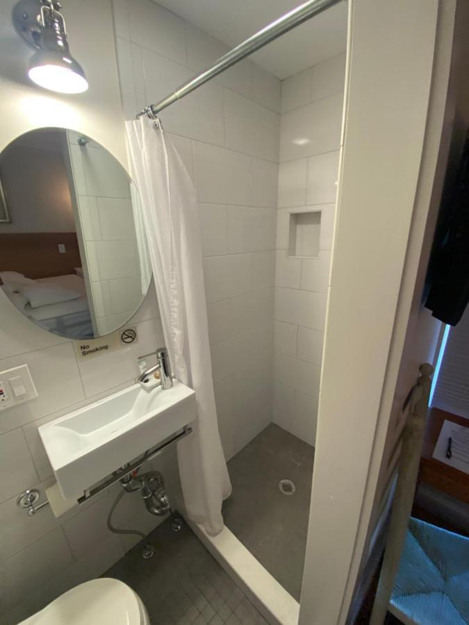 The Clarendon House Bed & Breakfast Provincetown Ngoại thất bức ảnh