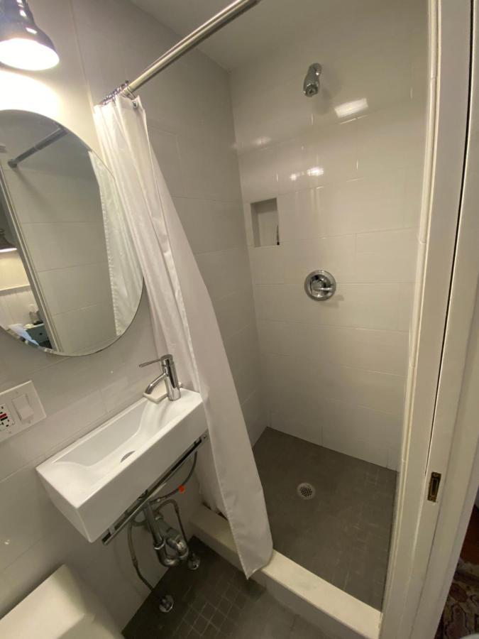 The Clarendon House Bed & Breakfast Provincetown Ngoại thất bức ảnh