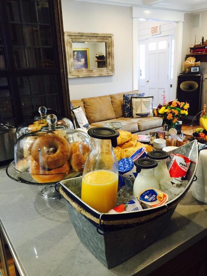 The Clarendon House Bed & Breakfast Provincetown Ngoại thất bức ảnh