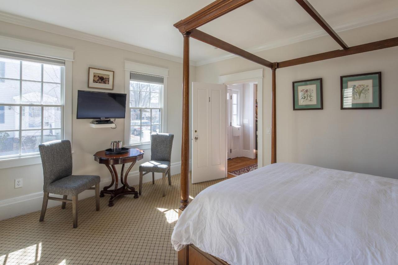 The Clarendon House Bed & Breakfast Provincetown Ngoại thất bức ảnh